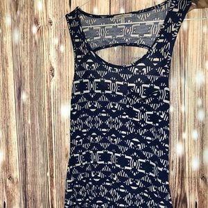 Women’s Like New Navy Tank top